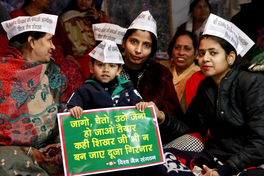 सम्मेद शिखर की पवित्रता सुनिश्चित करने की मांग को लेकर दिल्ली में आंदोलन कर रहा है जैन समाज – Latest News – Rajasthan Chronicle