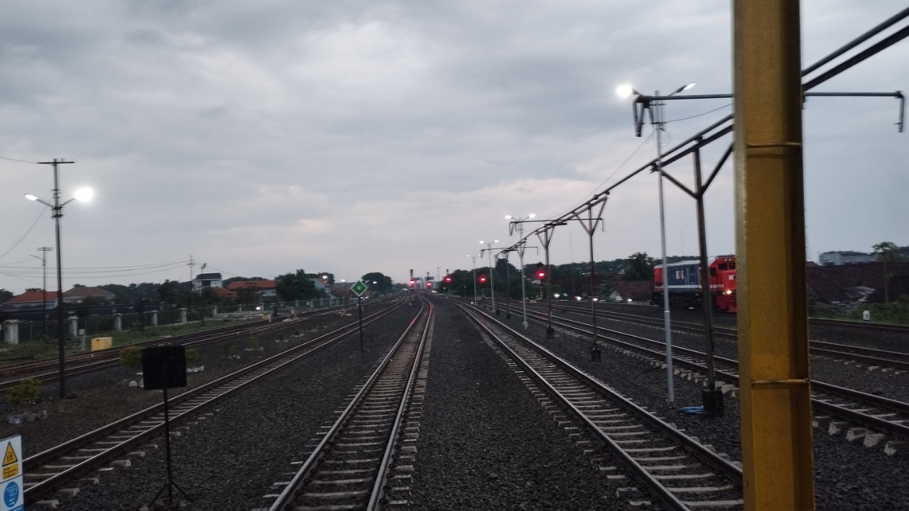 बढ़ेगी ट्रेनों की रफ्तार! महाराष्ट्र, हरियाणा समेत इन चार शहरों में बिछेगा 389km का नया रेल लाइन, केंद्र सरकार ने दी मंजूरी