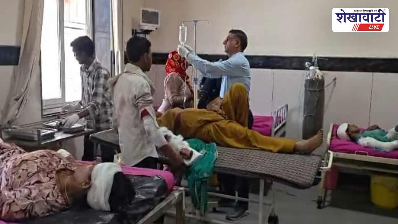 Sikar News : बाटडानाऊ में टेंपो पलटा, 4 घायल सीकर रेफर