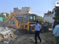Sikar News : शिवसिंहपुरा में सरकारी जमीन से अतिक्रमण हटाया, संयुक्त कार्रवाई