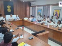 Sikar News : स्वच्छता सुधार के लिए अधिकारियों को दिए गए सख्त निर्देश